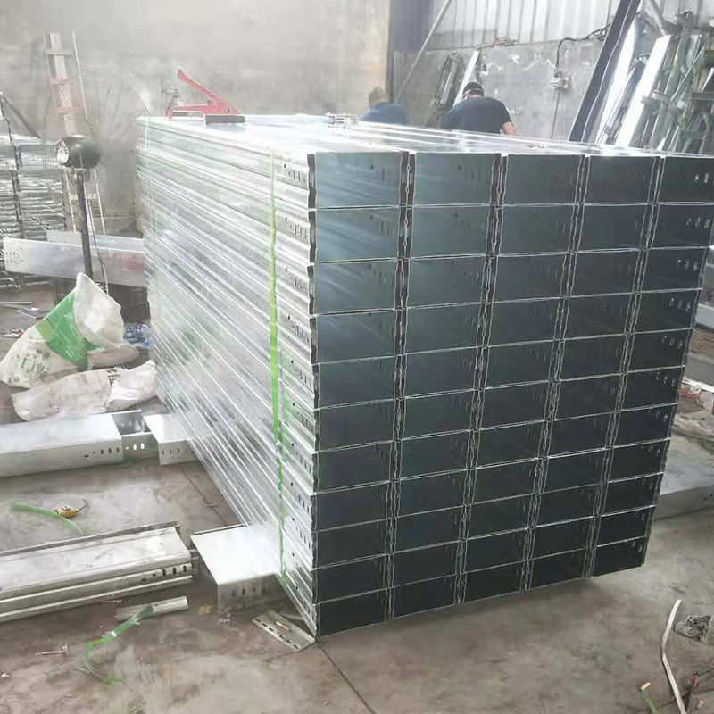 OEM plateau de support pour câbles métalliques perforés en acier au carbone / acier inoxydable / alliage d'aluminium