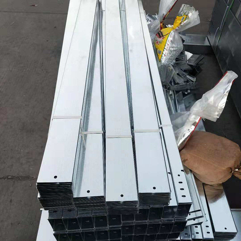 Máng cáp mạ kẽm nhúng nóng loại máng 304 316 Khay cáp đục lỗ bằng thép không gỉ