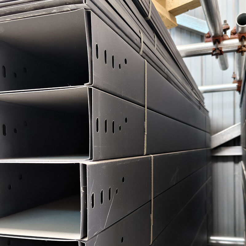 Hot-Dip Galvanized Wall-Mounted Cable Tray with Ventilated Or Perforated Trough for Electrical Wiring Management